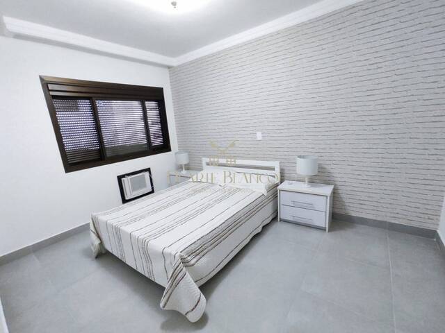 Apartamento para Venda em Guarujá - 5