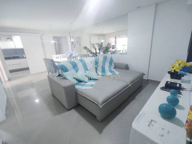 #MRD 3869 - Apartamento para Venda em Guarujá - SP