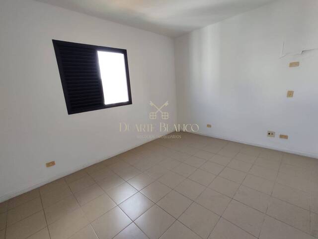 Apartamento para Venda em Guarujá - 5