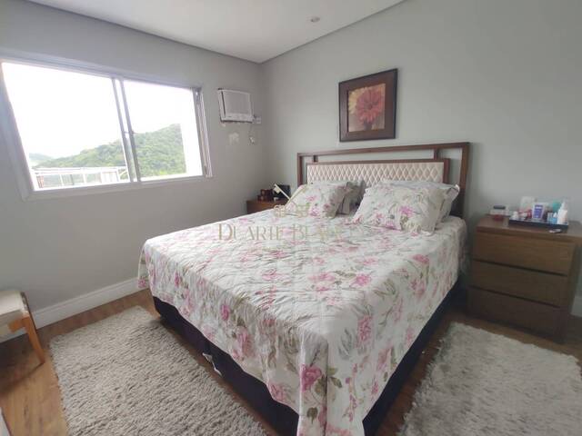 Apartamento para Venda em Guarujá - 4