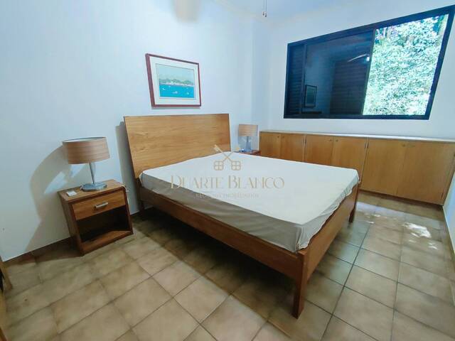 #MRD 4452 - Apartamento para Venda em Guarujá - SP