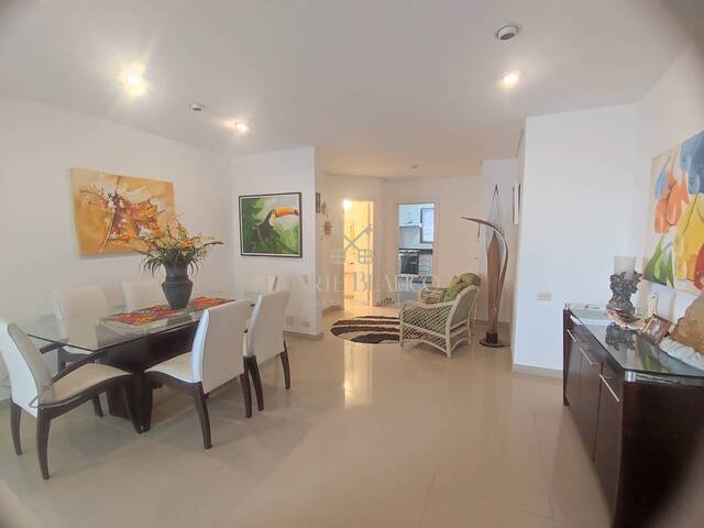 Apartamento para Venda em Guarujá - 3