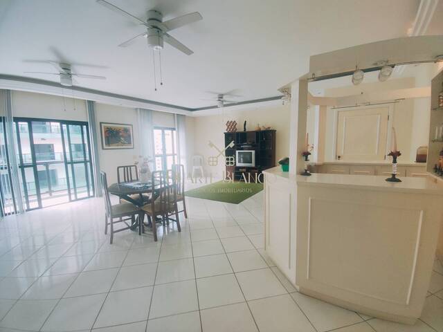 Apartamento para Venda em Guarujá - 3