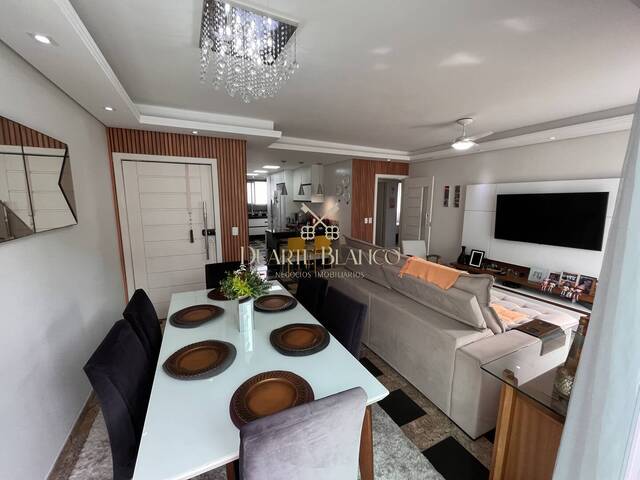 Apartamento para Venda em Guarujá - 2