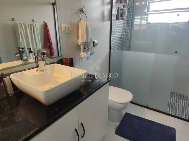 Apartamento para Venda em Guarujá - 4