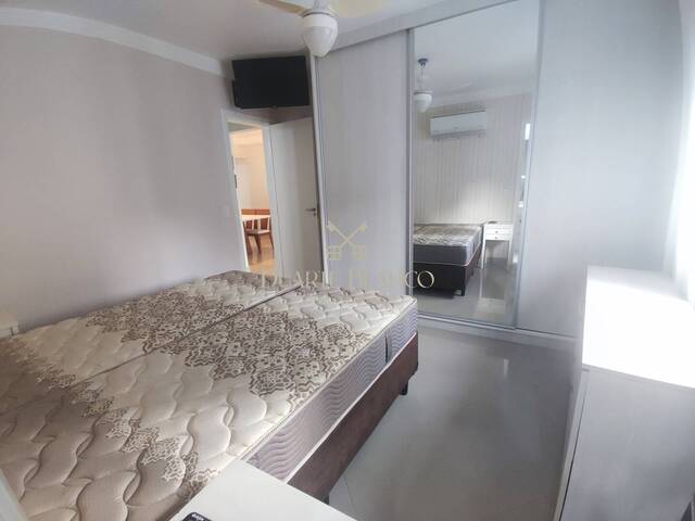 Apartamento para Venda em Guarujá - 5