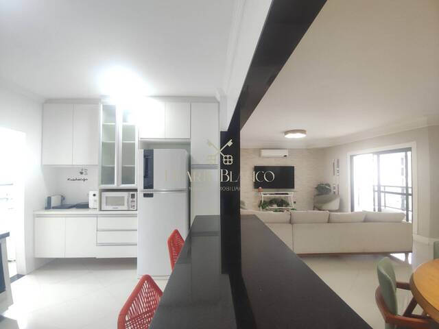 Apartamento para Venda em Guarujá - 4
