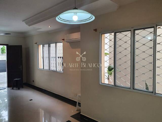 #MRD 4991 - Sobrado para Venda em Guarujá - SP - 2