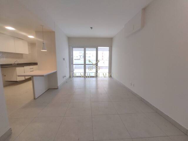Apartamento para Venda em Guarujá - 4