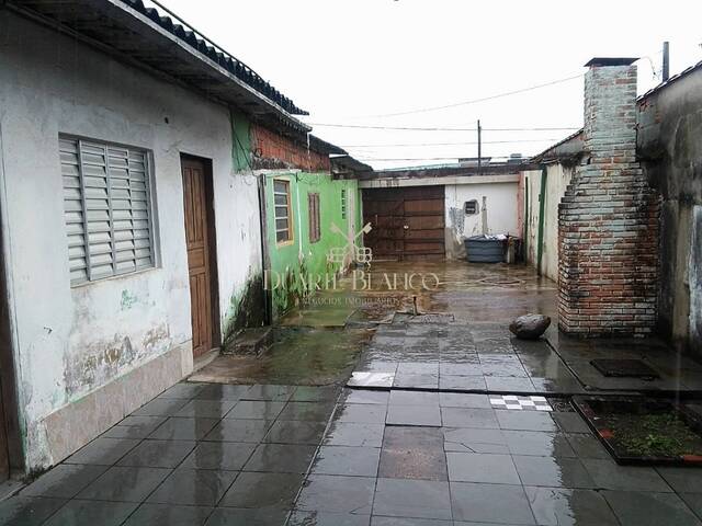 Área para Venda em Guarujá - 4
