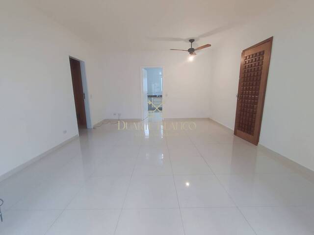 Apartamento para Locação em Guarujá - 2