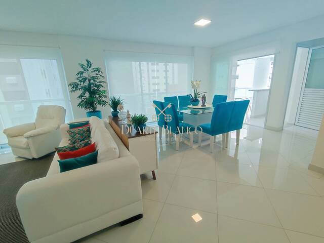 Apartamento para Locação em Guarujá - 3