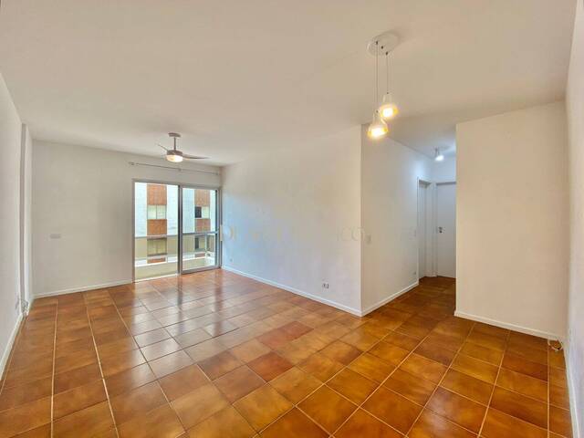 #MRD 4769 - Apartamento para Venda em Guarujá - SP