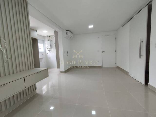 Apartamento para Venda em Guarujá - 4